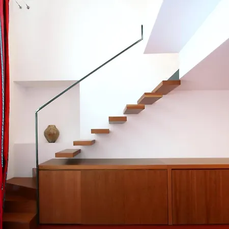 Pretaloger Verdi 18 4* Neapol