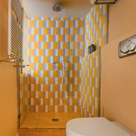 Pretaloger Verdi 18 Neapol